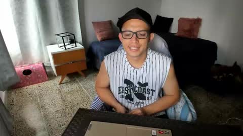 Snapshot of durojall chatting on 03/21/26, 05:16 Hander online show from 03/21/26, 05:16