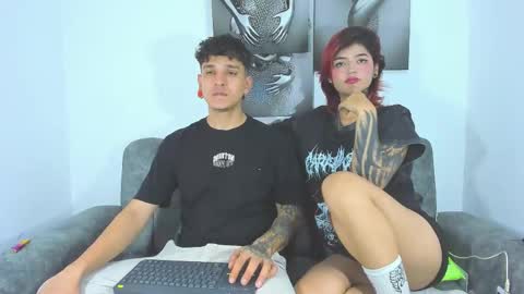 Snapshot of dust_couple chatting on 02/17/26, 04:53 Nicolle y Julian online show from 02/17/26, 04:53