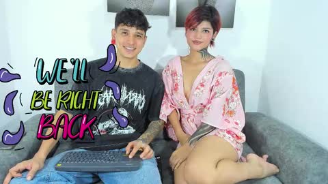 Snapshot of dust_couple chatting on 03/20/26, 02:38 Nicolle y Julian online show from 03/20/26, 02:38