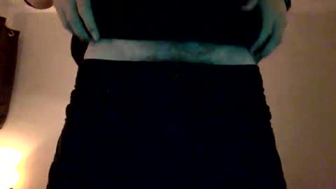 DUSTBORN online show from 10/28/25, 05:55