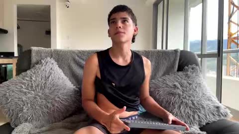 Dustin online show from 10/10/25, 06:29