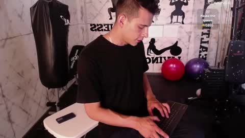 Dustin Sonne online show from 01/25/25, 09:36