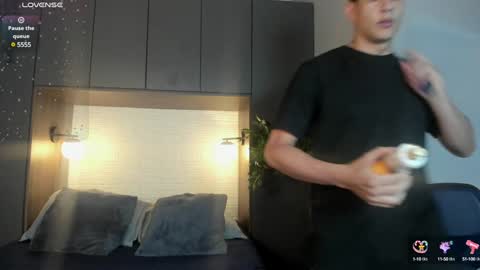 Dustin Sonne online show from 01/31/25, 03:20