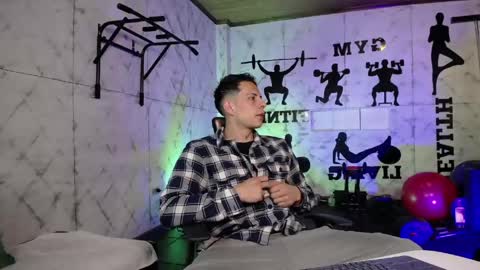 Dustin Sonne online show from 06/02/26, 03:41