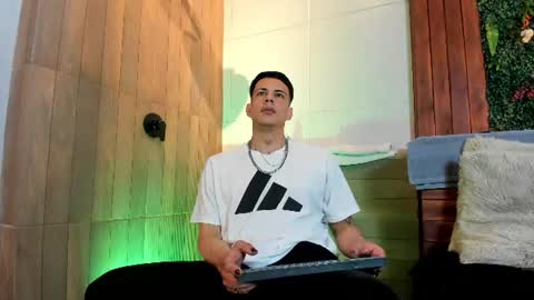 Dustin Sonne online show from 07/26/26, 03:36