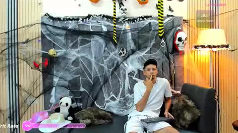 dustinandjordan online show from 10/19/25, 04:57