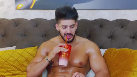 Dustin online show from 01/17/25, 08:11