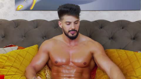 Dustin online show from 02/06/25, 01:05