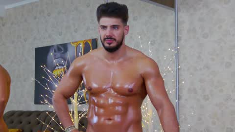 Dustin online show from 02/09/25, 07:38