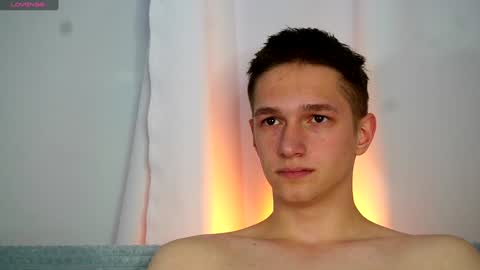 Dustyn online show from 12/06/24, 05:33
