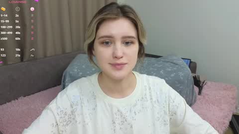 Snapshot of dusyastar chatting on 12/20/24, 06:24 Dusya online show from 12/20/24, 06:24