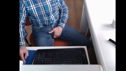 dutchpornking2 online show from 01/01/25, 12:55