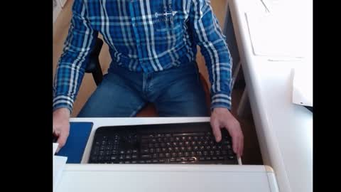 dutchpornking2 online show from 01/03/25, 11:35