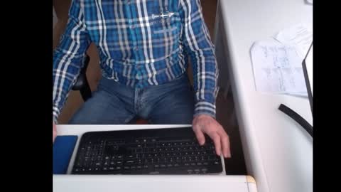 dutchpornking2 online show from 01/05/25, 11:37