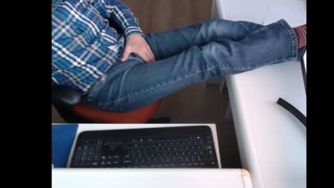 dutchpornking2 online show from 01/05/25, 02:52