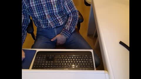 dutchpornking2 online show from 01/09/25, 06:57