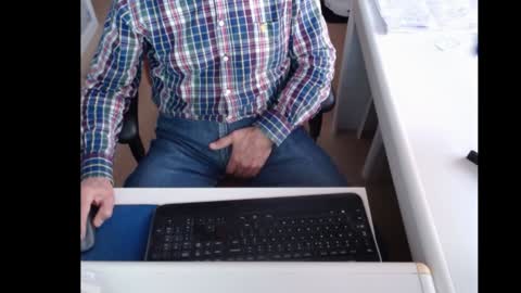 dutchpornking2 online show from 01/14/25, 07:59