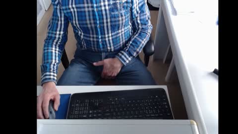 dutchpornking2 online show from 01/14/25, 11:31