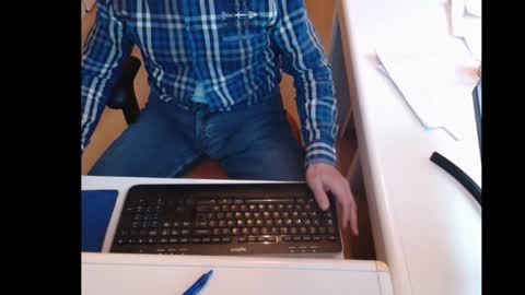 dutchpornking2 online show from 01/15/25, 11:43