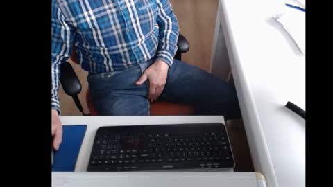 dutchpornking2 online show from 01/18/25, 11:32