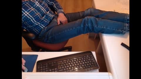 dutchpornking2 online show from 01/18/25, 07:58