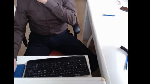 Snapshot of dutchpornking2 chatting on 10/24/25, 08:00 dutchpornking2 online show from 10/24/25, 08:00