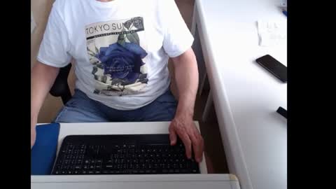 dutchpornking2 online show from 06/10/26, 07:07