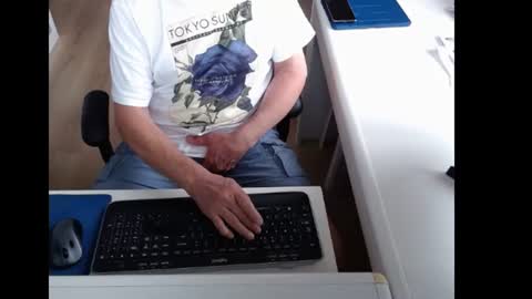 dutchpornking2 online show from 06/15/26, 05:42
