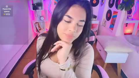 duulce_mia online show from 07/15/26, 11:37