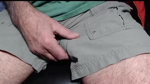 Snapshot of dvd4554 chatting on 02/10/25, 01:01 gooodcam online show from 02/10/25, 01:01