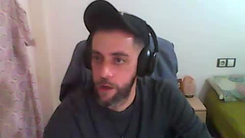 Snapshot of dvdvlc29 chatting on 12/03/25, 04:42 david online show from 12/03/25, 04:42