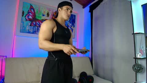 dwayne_esteven10 online show from 06/20/26, 11:51