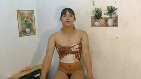 Snapshot of dy_namite chatting on 07/08/26, 06:01 dy_namite online show from 07/08/26, 06:01