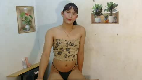 Snapshot of dy_namite chatting on 07/11/26, 05:26 dy_namite online show from 07/11/26, 05:26