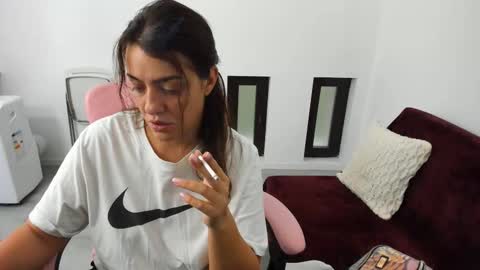 Snapshot of dyanakaylin chatting on 09/27/25, 04:50 dayana online show from 09/27/25, 04:50