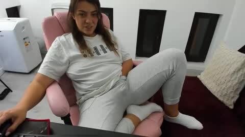 Snapshot of dyanakaylin chatting on 09/29/25, 03:55 dayana online show from 09/29/25, 03:55