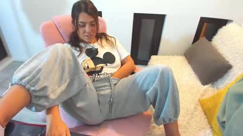 Snapshot of dyanakaylin chatting on 12/03/25, 05:26 dayana online show from 12/03/25, 05:26