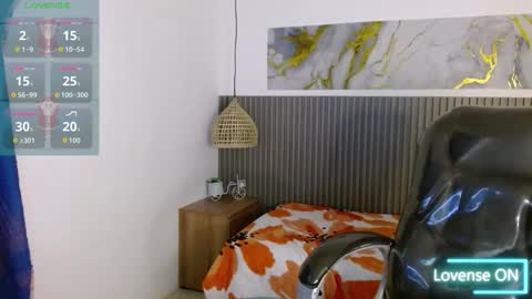 Snapshot of dyla_n18_ chatting on 12/14/25, 06:45 dyla_n18_ online show from 12/14/25, 06:45