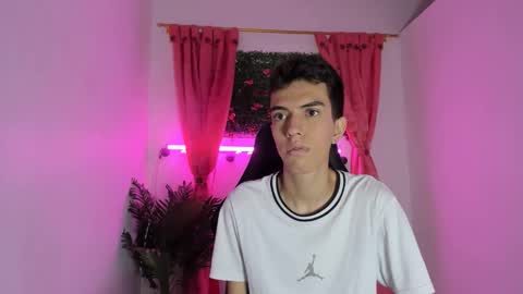 Dylan online show from 09/17/25, 11:23