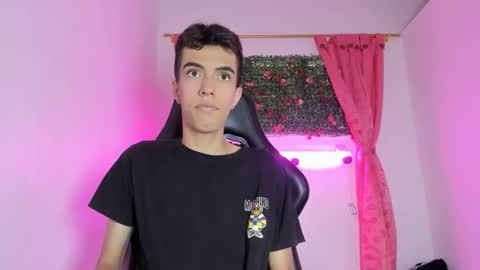 Dylan online show from 09/22/25, 11:34