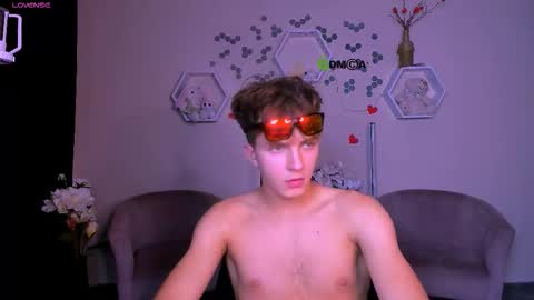 Snapshot of dylan_bold chatting on 09/22/25, 07:49 dylan_bold online show from 09/22/25, 07:49