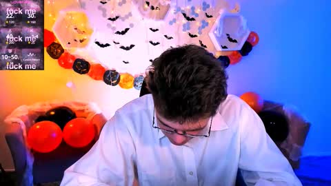 Snapshot of dylan_bold chatting on 10/26/25, 09:37 dylan_bold online show from 10/26/25, 09:37