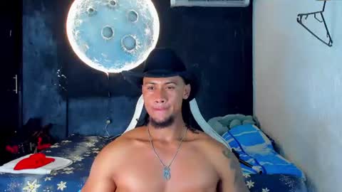 Dylan online show from 07/25/26, 02:42