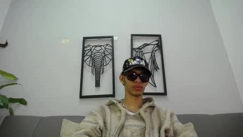 dylan_scotts online show from 10/05/25, 07:56