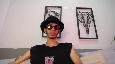 dylan_scotts online show from 11/08/25, 11:14