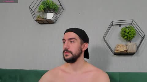 Dylan online show from 09/22/25, 11:45