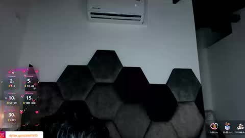 dylan_turner_ online show from 09/20/25, 08:32