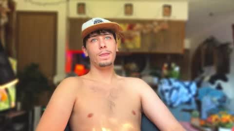 Dylan Daniel 7.8 online show from 10/12/25, 05:23