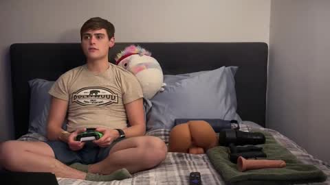 Snapshot of dylanfruits chatting on 12/03/25, 11:14 dylanfruits online show from 12/03/25, 11:14