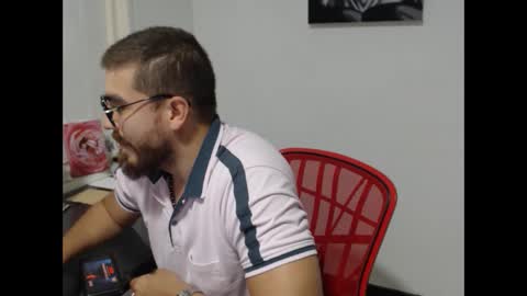 dylanhot10 online show from 10/02/25, 11:34